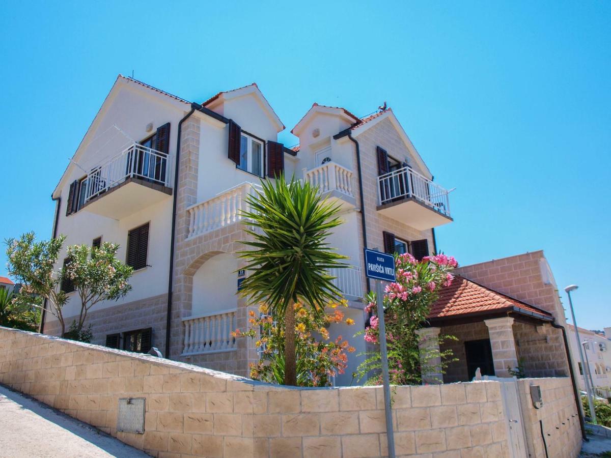 Apartments Vukovic Постира Екстериор снимка