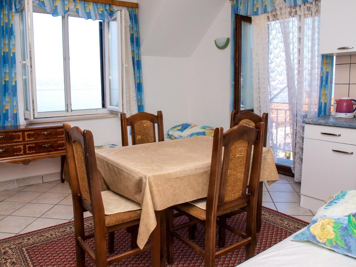 Apartments Vukovic Постира Стая снимка